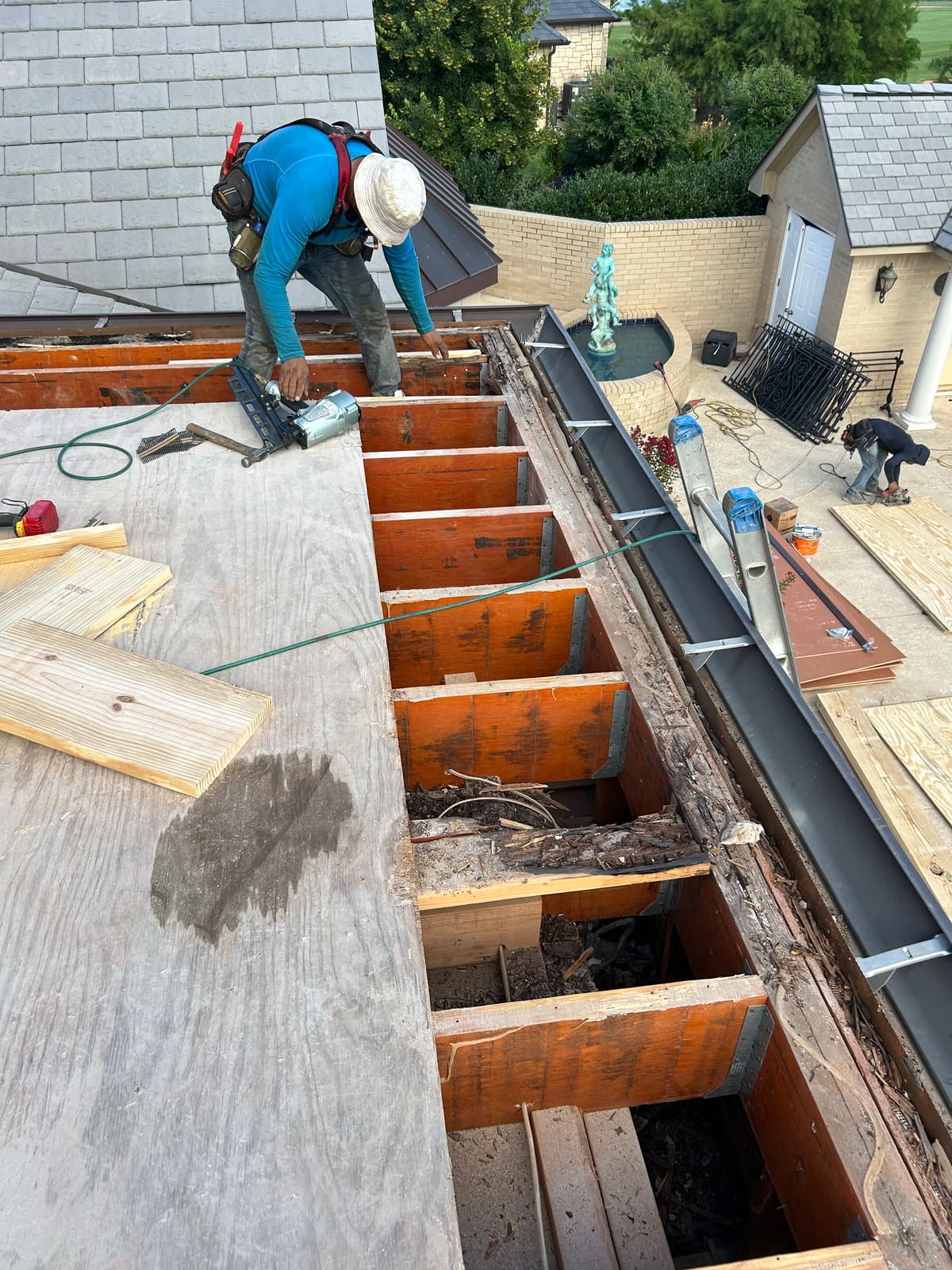 At the eave, replacing failed decking the right way